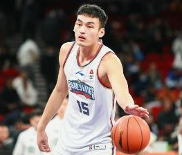 探长：同曦球员刘东可能在今夏离队 天津&amp;山西等队正在争取签下他