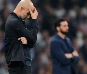 记者：瓜帅怎么会想到在伯纳乌派出四名前锋？这是瓜式失误